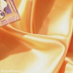 <span class=bbbbb>Chip</span><br/><b class=ccccc>Silky Powder Blush</b> - Image 7