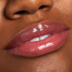 <strong class=aaaaa>Bengal</strong><br/><span class=bbbbb>Lux Lip Oil</span><br/><b class=ccccc>Super-Nourishing Lip Oil</b> - Image 3