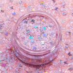 <strong class=aaaaa>Bratitude</strong><br/><span class=bbbbb>Bratz Glitter Gel</span><br/><b class=ccccc>Body Glitter Gel </b>