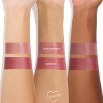 <strong class=aaaaa>Love Interest</strong><br/><span class=bbbbb>Instant Crush Lip & Cheek Balm</span><br/><b class=ccccc>Dewy Multi-Use Balm</b> - Image 5