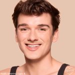 <strong class=aaaaa>Light 8</strong><br/><span class=bbbbb>Pretty Fresh Tinted Foundation Balm</span><br/><b class=ccccc>Skincare-Infused Foundation Stick</b> - Image 2