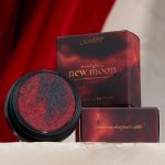 <strong class=aaaaa>The Volturi</strong><br/><span class=bbbbb>New Moon Super Shock Shadow</span><br/><b class=ccccc>Crème-to-Powder Eyeshadow</b>