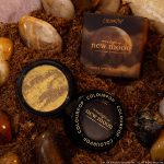 <strong class=aaaaa>We Won't Bite</strong><br/><span class=bbbbb>New Moon Super Shock Shadow</span><br/><b class=ccccc>Crème-to-Powder Eyeshadow</b>