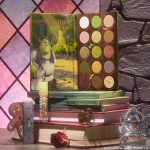 <span class=bbbbb>Shrek-Spress Yourself</span><br/><b class=ccccc>Eyeshadow Palette + Lip Oil Set</b>