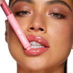 <strong class=aaaaa>Guava Glaze</strong><br/><span class=bbbbb>So Juicy Plumping Gloss Balm</span><br/><b class=ccccc>Lip Balm with Peptides</b> - Image 3