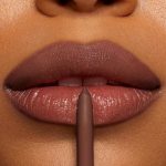 <strong class=aaaaa>Slay</strong><br/><span class=bbbbb>So Juicy Plumping Lip Liner</span><br/><b class=ccccc>Lip Liner with Peptides</b> - Image 2