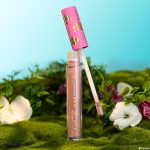 <strong class=aaaaa>Flynn Rider</strong><br/><span class=bbbbb>Tangled Ultra Glossy Lip</span><br/><b class=ccccc>Hydrating Lip Gloss</b> - Image 6
