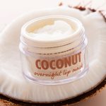<strong class=aaaaa>Coconut</strong><br/><span class=bbbbb>Fourth Ray Overnight Lip Mask</span><br/><b class=ccccc>Coconut</b>
