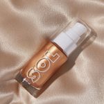 <strong class=aaaaa>Golden</strong><br/><span class=bbbbb>Sol Glow Oil Mini</span><br/><b class=ccccc>Mini Glow Body Oil</b>